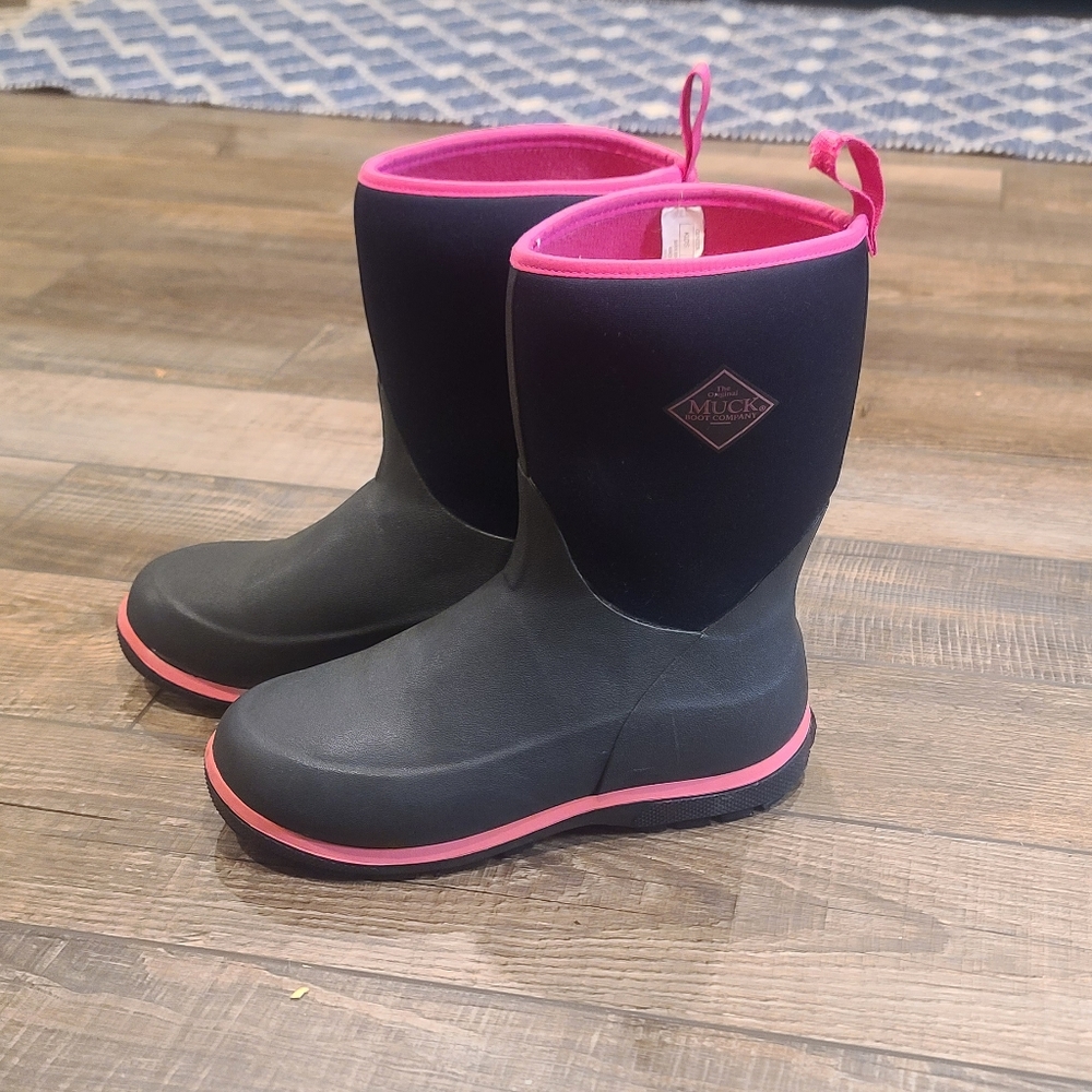 Girl's Muck winter boots